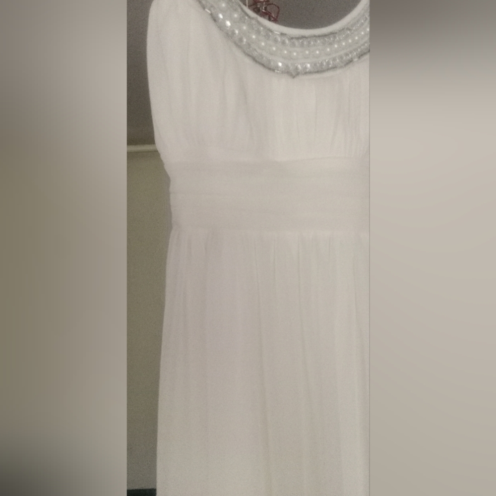 FORMAL DRESS - Picture 3 of 4
